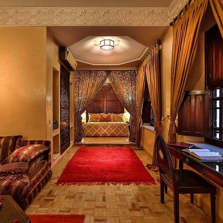 Riad Kniza Marrakesh Bagian luar foto Suite